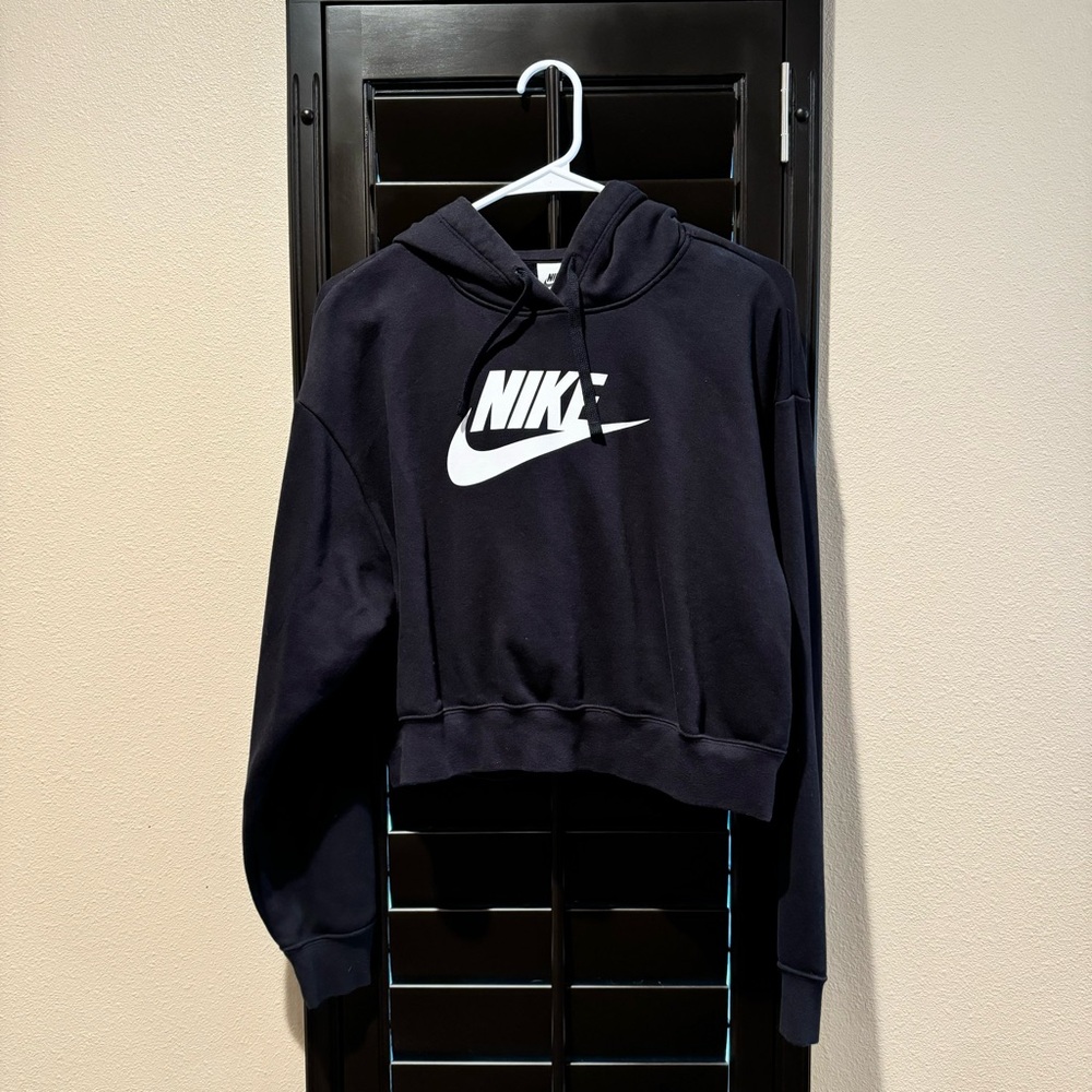 NEW Nike Cropped Pullover